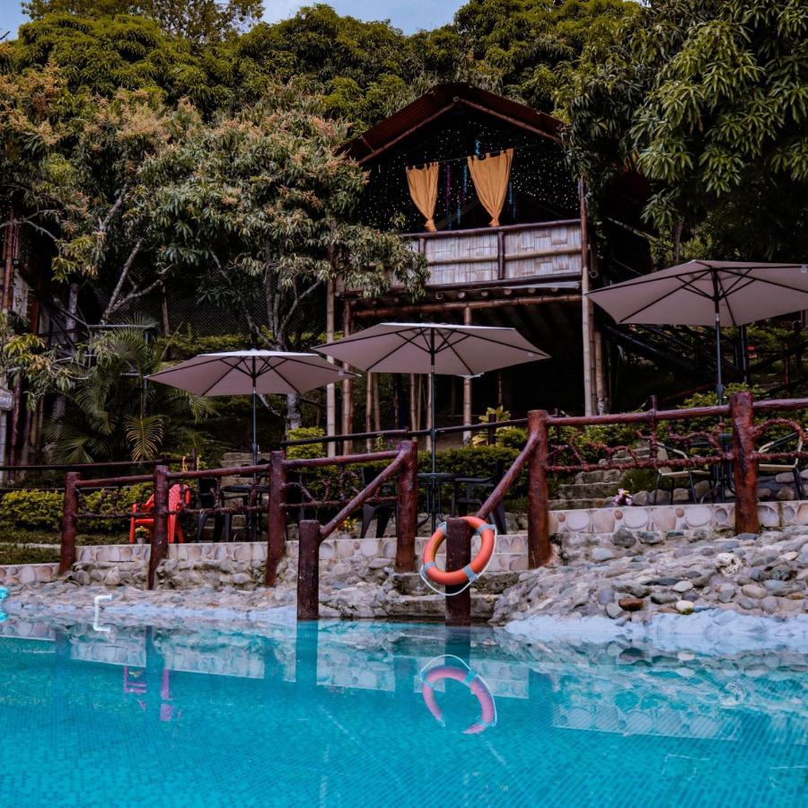 Отель Glamping Mirador Santa Fe-Сопетран Экстерьер фото